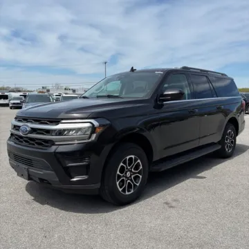Photos of 2022 Ford Expedition Max XLT for sale in Westfield, IN at Indy Auto Man - Westfield