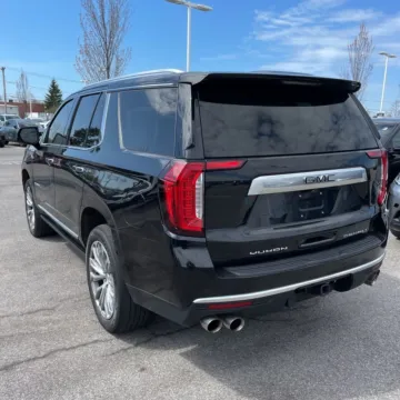 More photos of 2021 GMC Yukon Denali at Indy Auto Man - Westfield, IN