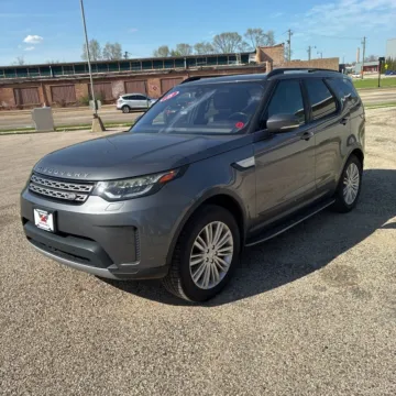 Photos of 2018 Land Rover Discovery HSE for sale in Westfield, IN at Indy Auto Man - Westfield