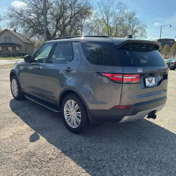 More photos of 2018 Land Rover Discovery HSE at Indy Auto Man - Westfield, IN