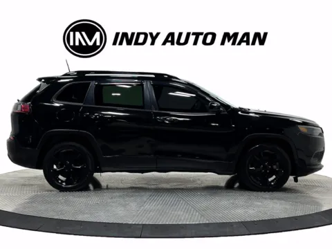 Another view of 2019 Jeep Cherokee Latitude Plus for sale in Westfield, IN at Indy Auto Man - Westfield
