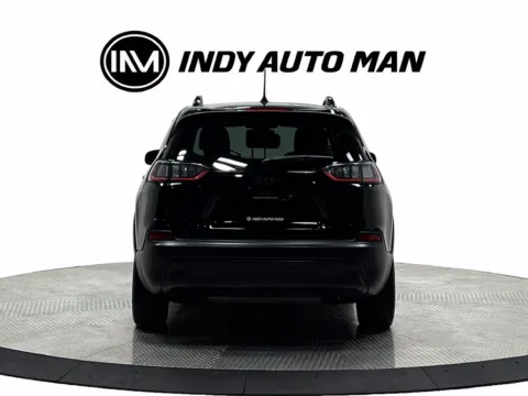 More photos of 2019 Jeep Cherokee Latitude Plus at Indy Auto Man - Westfield, IN