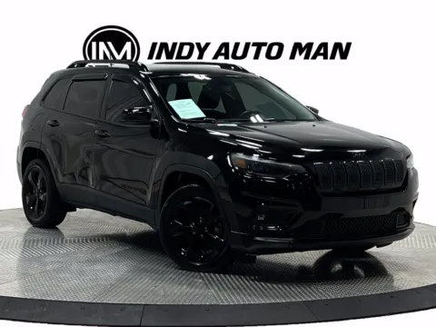 Photos of 2019 Jeep Cherokee Latitude Plus for sale in Westfield, IN at Indy Auto Man - Westfield