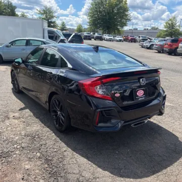 More photos of 2020 Honda Civic Si at Indy Auto Man - Westfield, IN