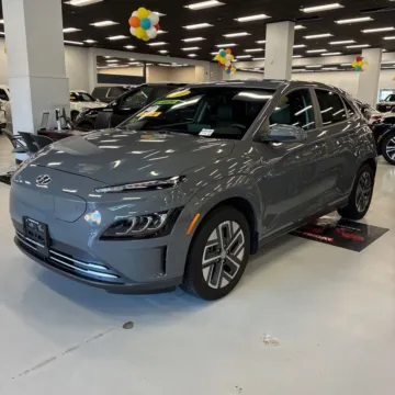 Photos of 2023 Hyundai Kona Electric Limited for sale in Westfield, IN at Indy Auto Man - Westfield
