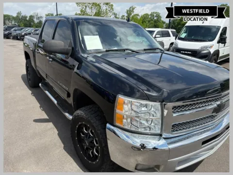 Black 2013 Chevrolet Silverado 1500 LT for sale in Westfield, IN