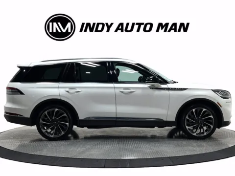Another view of 2020 Lincoln Aviator Reserve Premium for sale in Westfield, IN at Indy Auto Man - Westfield