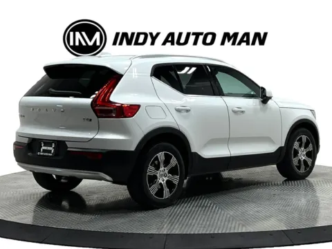 More photos of 2021 Volvo XC40 T5 Inscription at Indy Auto Man - Westfield, IN