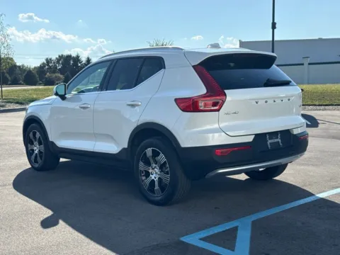 More photos of 2021 Volvo XC40 T5 Inscription at Indy Auto Man - Westfield, IN
