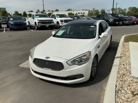 Photos of 2016 Kia K900 Luxury for sale in Westfield, IN at Indy Auto Man - Westfield