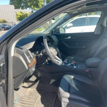 More photos of 2019 Audi Q5 2.0T Premium Plus quattro at Indy Auto Man - Westfield, IN