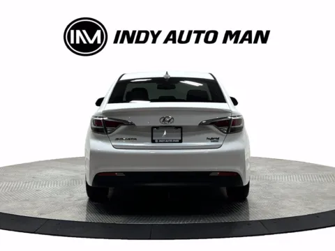 More photos of 2016 Hyundai Sonata Hybrid Limited at Indy Auto Man - Westfield, IN