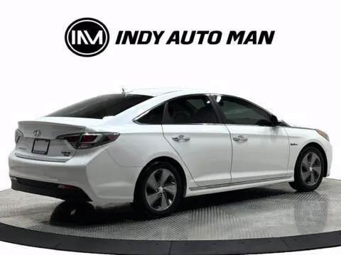 More photos of 2016 Hyundai Sonata Hybrid Limited at Indy Auto Man - Westfield, IN