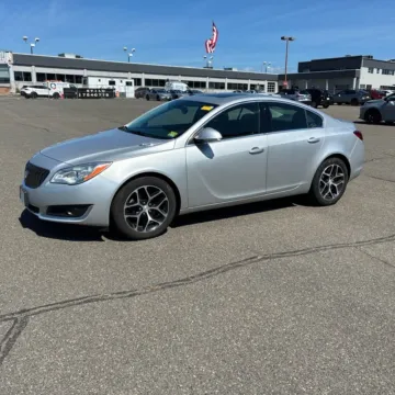 Photos of 2017 Buick Regal Turbo for sale in Westfield, IN at Indy Auto Man - Westfield
