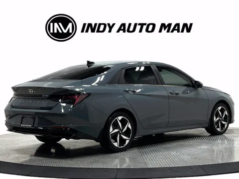More photos of 2022 Hyundai Elantra Hybrid Limited at Indy Auto Man - Westfield, IN