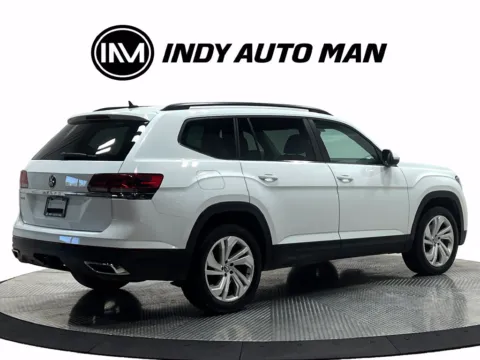 More photos of 2021 Volkswagen Atlas 3.6L V6 SE w/Technology at Indy Auto Man - Westfield, IN