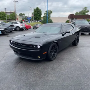 Photos of 2018 Dodge Challenger R/T for sale in Westfield, IN at Indy Auto Man - Westfield