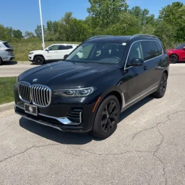 Photos of 2020 BMW X7 xDrive40i for sale in Westfield, IN at Indy Auto Man - Westfield