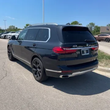 More photos of 2020 BMW X7 xDrive40i at Indy Auto Man - Westfield, IN