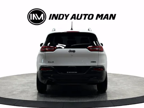 More photos of 2016 Jeep Cherokee Latitude at Indy Auto Man - Westfield, IN