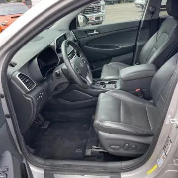 More photos of 2020 Hyundai Tucson Limited at Indy Auto Man - Westfield, IN