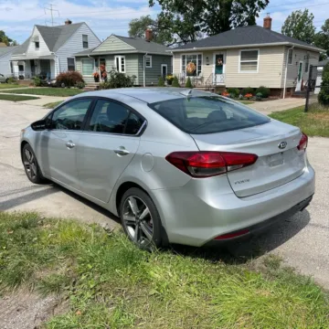 More photos of 2017 Kia Forte EX at Indy Auto Man - Westfield, IN