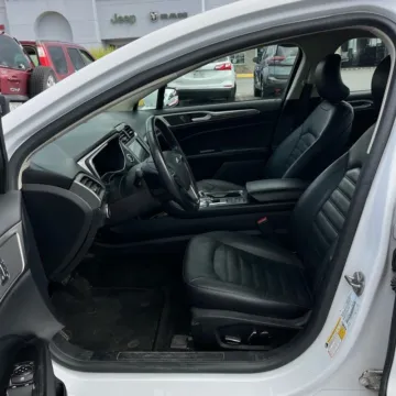 More photos of 2017 Ford Fusion Energi SE Luxury at Indy Auto Man - Westfield, IN