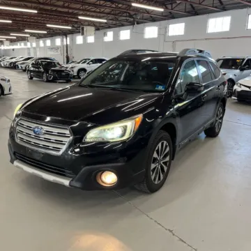 Photos of 2017 Subaru Outback 2.5i Limited for sale in Westfield, IN at Indy Auto Man - Westfield