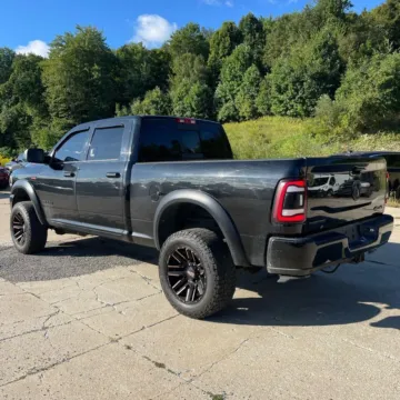 More photos of 2019 Ram 2500 Big Horn at Indy Auto Man - Westfield, IN