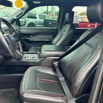 More photos of 2019 Ford Expedition Limited at Indy Auto Man - Westfield, IN