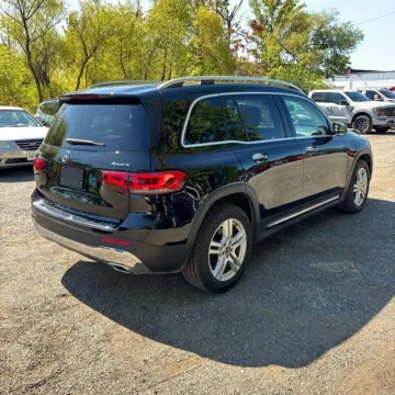 Another view of 2020 Mercedes-Benz GLB 250 4MATIC for sale in Westfield, IN at Indy Auto Man - Westfield
