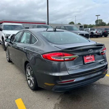 More photos of 2019 Ford Fusion Hybrid Titanium at Indy Auto Man - Westfield, IN