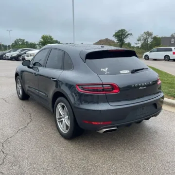 More photos of 2017 Porsche Macan at Indy Auto Man - Westfield, IN