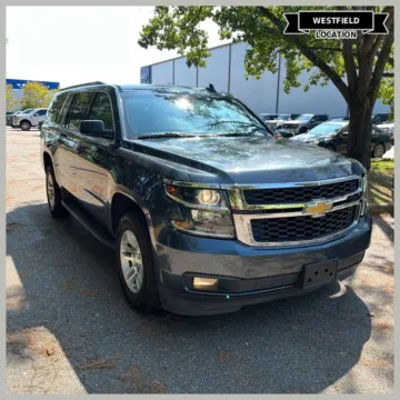 Gray 2019 Chevrolet Suburban LT for sale in Westfield, IN