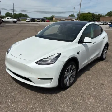 Photos of 2021 Tesla Model Y Long Range for sale in Westfield, IN at Indy Auto Man - Westfield