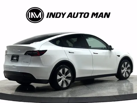 More photos of 2021 Tesla Model Y Long Range at Indy Auto Man - Westfield, IN