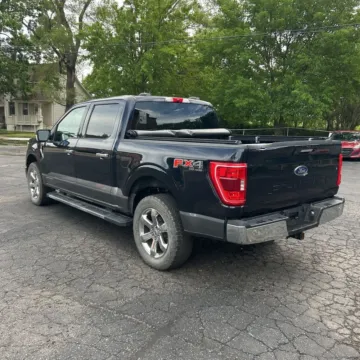 More photos of 2021 Ford F-150 XLT at Indy Auto Man - Westfield, IN