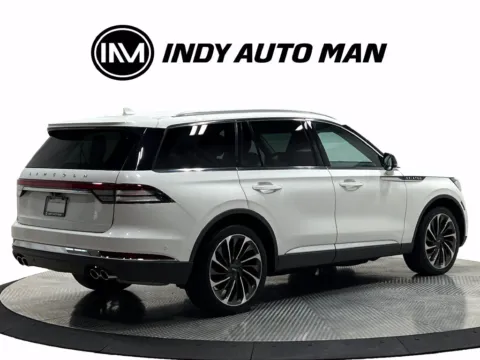 More photos of 2022 Lincoln Aviator Reserve Premium at Indy Auto Man - Westfield, IN