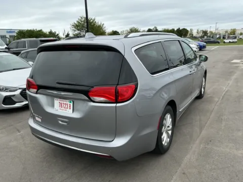 Another view of 2018 Chrysler Pacifica Touring L for sale in Westfield, IN at Indy Auto Man - Westfield