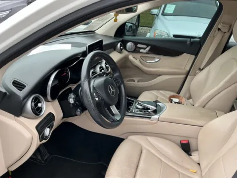More photos of 2017 Mercedes-Benz GLC 300 at Indy Auto Man - Westfield, IN