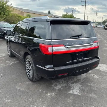 More photos of 2019 Lincoln Navigator Reserve at Indy Auto Man - Westfield, IN