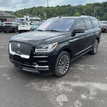 Photos of 2019 Lincoln Navigator Reserve for sale in Westfield, IN at Indy Auto Man - Westfield
