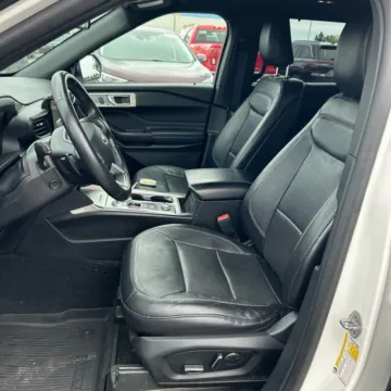More photos of 2020 Ford Explorer Limited at Indy Auto Man - Westfield, IN