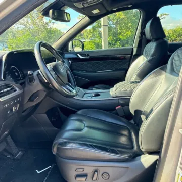 More photos of 2021 Hyundai Palisade Calligraphy at Indy Auto Man - Westfield, IN
