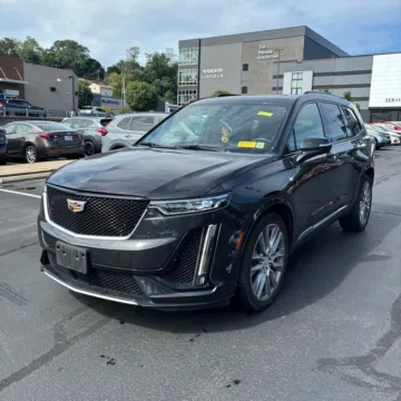 Photos of 2020 Cadillac XT6 Sport for sale in Westfield, IN at Indy Auto Man - Westfield