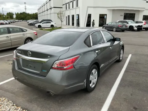 Photos of 2014 Nissan Altima 2.5 S for sale in Westfield, IN at Indy Auto Man - Westfield
