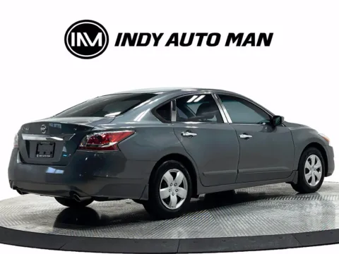 More photos of 2014 Nissan Altima 2.5 S at Indy Auto Man - Westfield, IN