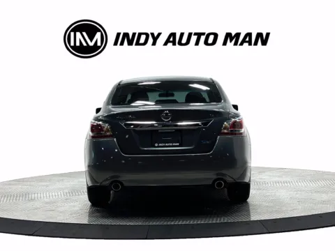 More photos of 2014 Nissan Altima 2.5 S at Indy Auto Man - Westfield, IN