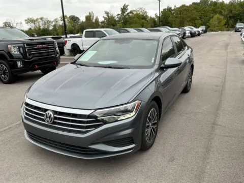 Photos of 2019 Volkswagen Jetta 1.4T SE for sale in Westfield, IN at Indy Auto Man - Westfield