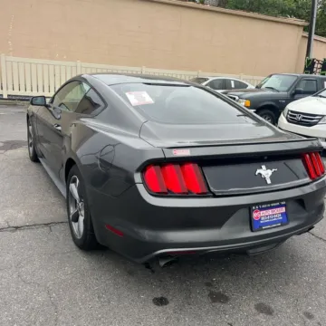More photos of 2016 Ford Mustang V6 at Indy Auto Man - Westfield, IN